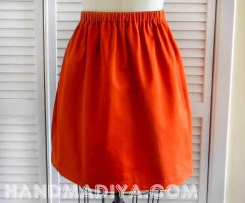 Такую симпатичную юбку можно одеть не только на работу, но и на вечеринку, достаточно лишь правильно подобрать аксессуары